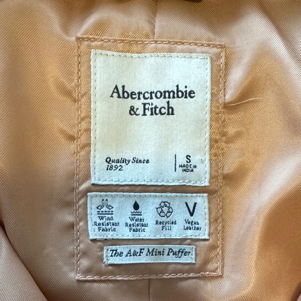 A&F Vegan Leather Mini Puffer in Light Brown - Picture 4 of 5